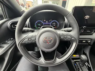 Toyota Yaris 1.5 VVT-i HSD Premium