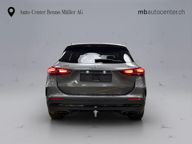 Mercedes-Benz GLA 250 Swiss Star AMG Line 4matic