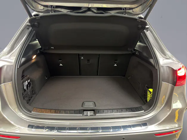 Mercedes-Benz GLA 250 Swiss Star AMG Line 4matic