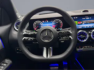 Mercedes-Benz GLA 250 Swiss Star AMG Line 4matic
