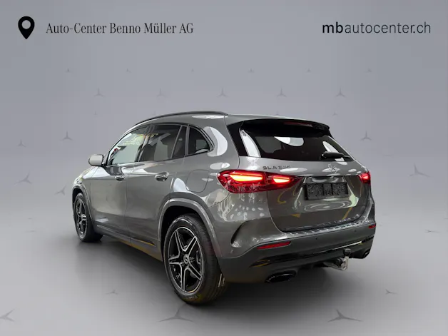 Mercedes-Benz GLA 250 Swiss Star AMG Line 4matic