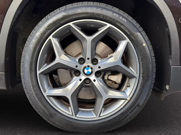 BMW X1 20i xDrive XLine
