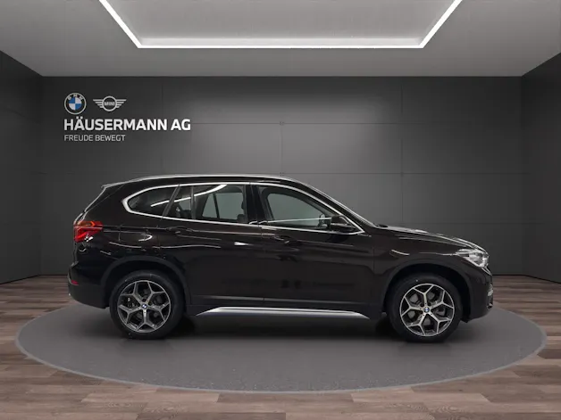 BMW X1 20i xDrive XLine