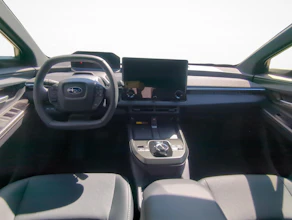 https://vehicle.imgix.net/4319236/aac2464a-ed9a-49f1-b392-9cc9538d0817.jpg