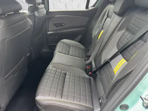 Renault R4 E-Tech Comfort Range iconic