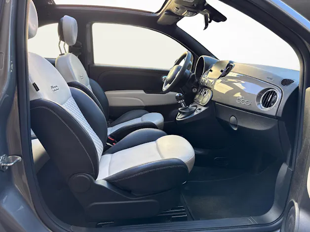 FIAT 500 C 1.0 Hybrid Dolcevita