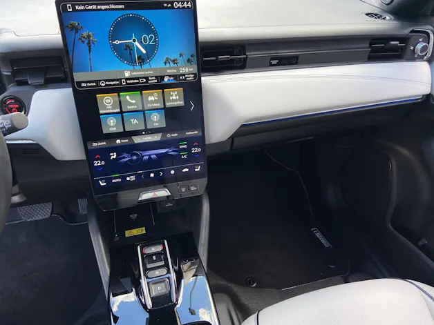 Honda eNy1 Advance