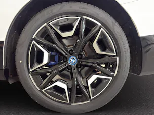 BMW iX xDrive50 SPORTPAKET