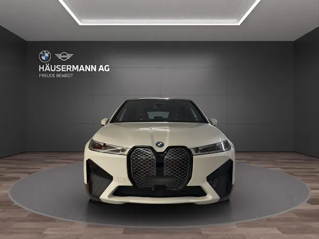 BMW iX xDrive50 SPORTPAKET