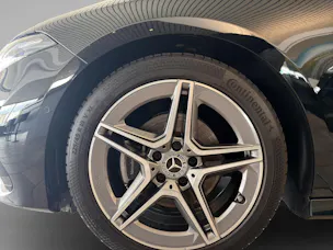Mercedes-Benz A 200 d AMG Line