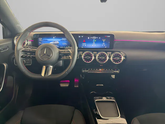 Mercedes-Benz A 200 d AMG Line