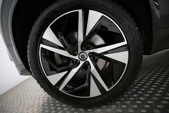 https://vehicle.imgix.net/4319300/885571e8-8697-4c0a-94d8-6e0ef39513c7.jpg