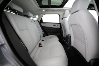 https://vehicle.imgix.net/4319316/0c7bf213-5a97-44cf-8167-82ded034847c.jpg