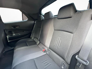 Fahrzeugbild TOYOTA C-HR 2.0 PHEV Swiss Edition