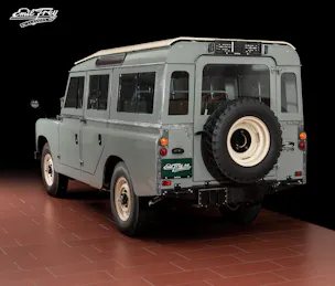 Land Rover 109 Serie II