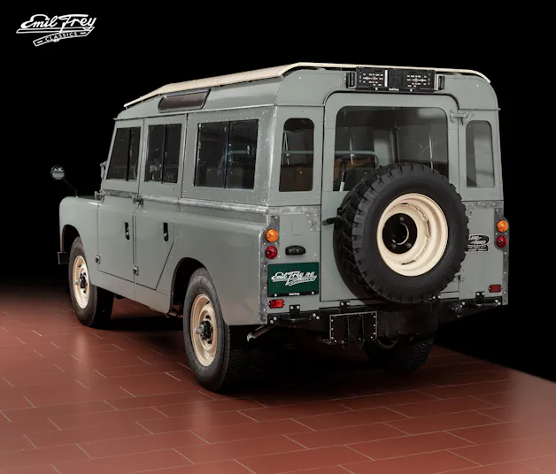 Land Rover 109 Serie II
