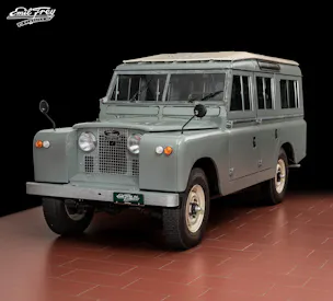 Land Rover 109 Serie II