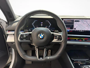 https://vehicle.imgix.net/4319348/a5a1aa84-e02a-4e32-b589-1382fa15d44f.jpg
