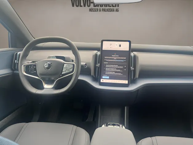Volvo EX30 E60 Plus Worker
