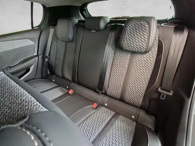 Peugeot 308 1.2 Hybrid Allure