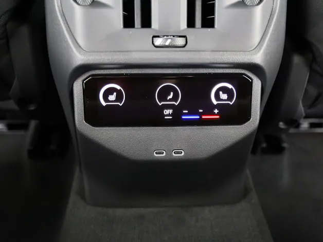 BMW X3 M50i