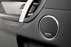 Fahrzeugbild LAND ROVER Discovery Sport 1.5 T 270e Dynamic S