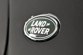 https://vehicle.imgix.net/4319508/69a64284-4022-4f60-ab4d-025f2f99184c.jpg