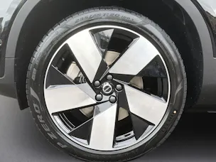 Volvo EX40 Twin XCENTRIC Edition AWD