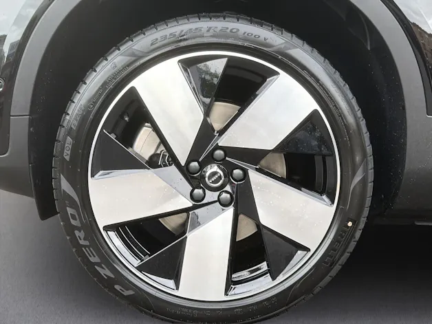 Volvo EX40 Twin XCENTRIC Edition AWD