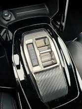 Fahrzeugbild PEUGEOT 208 e-GT