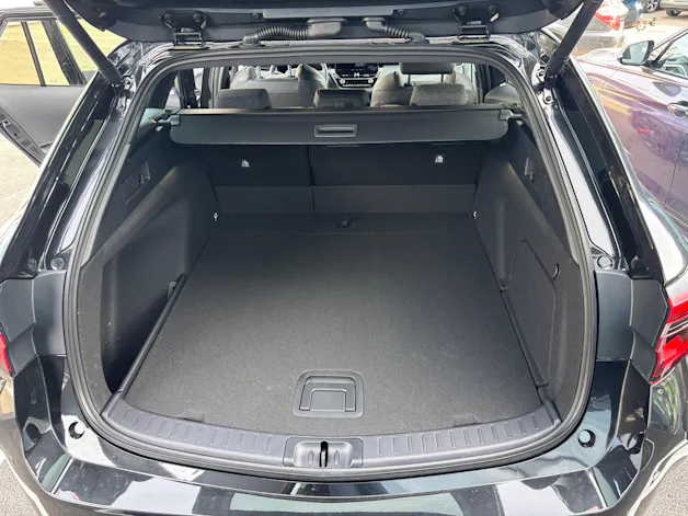 Toyota Corolla Touring Sports 2.0 HSD Swiss Edition