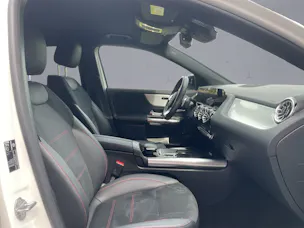 Mercedes-Benz GLA 200 AMG Line