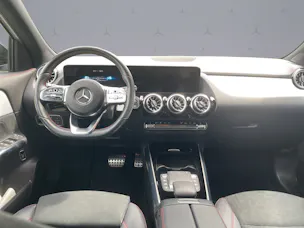 Mercedes-Benz GLA 200 AMG Line