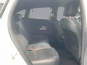 Mercedes-Benz GLA 200 AMG Line