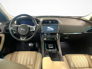 Jaguar F-Pace 2.0 T 250 Portfolio AWD