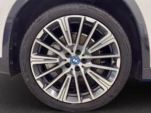 BMW iX1 30 xDrive XLINE