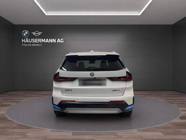 BMW iX1 30 xDrive XLINE