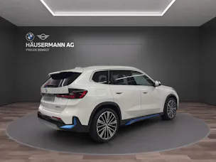 BMW iX1 30 xDrive XLINE