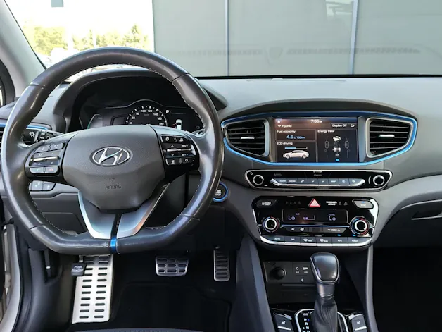 Hyundai Ioniq 1.6 GDi Launch Plus