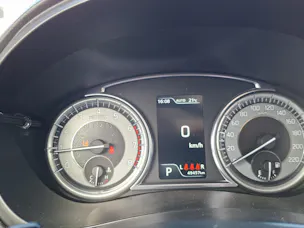 Suzuki S-Cross 1.4 T Compact Top Hybrid 4x4