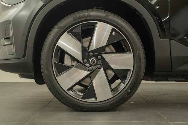 Volvo EC40 Twin XCENTRIC Edition AWD