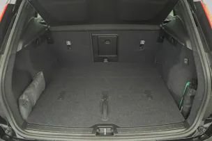 Volvo XC40 2.0 B3 MH Plus Dark