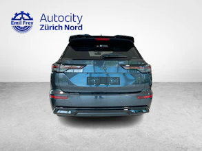 https://vehicle.imgix.net/4319719/10a0a30e-e420-43d8-b6c6-ab4bcdd17811.jpg