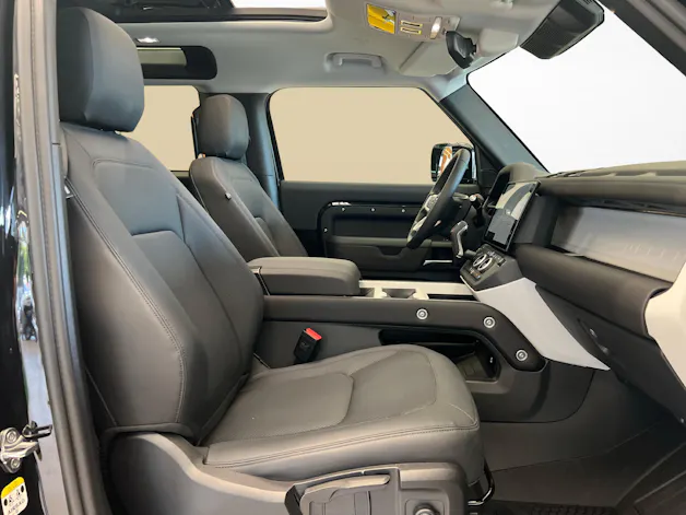 Land Rover Defender 90 3.0 D I6 250 S