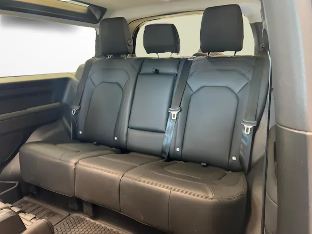 Land Rover Defender 90 3.0 D I6 250 S