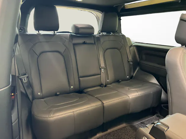 Land Rover Defender 90 3.0 D I6 350 X-Dynamic HSE