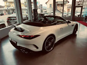 Mercedes-Benz AMG SL 63 4M Speedshift MCT
