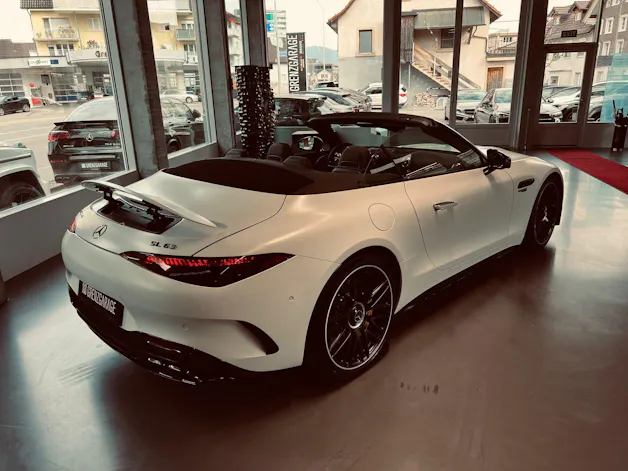 Mercedes-Benz AMG SL 63 4M Speedshift MCT