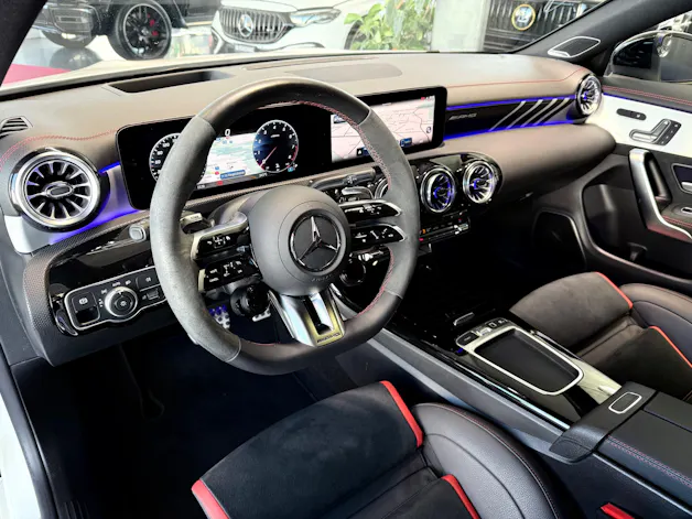 Mercedes-Benz CLA 45 S AMG 4Matic+ 8G-DCT