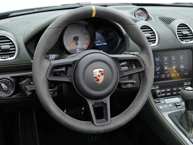 Porsche 718 Spyder RS